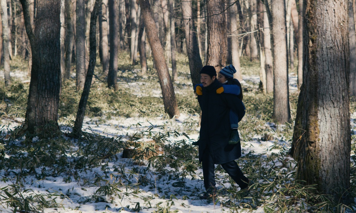 Takumi (Hitoshi Omika) und seine Tochter Hana (Ryo Nishikawa) in »Evil does not exist« von Ryusuke Hamaguchi | © Pandora Film / NEOPA, Fictive