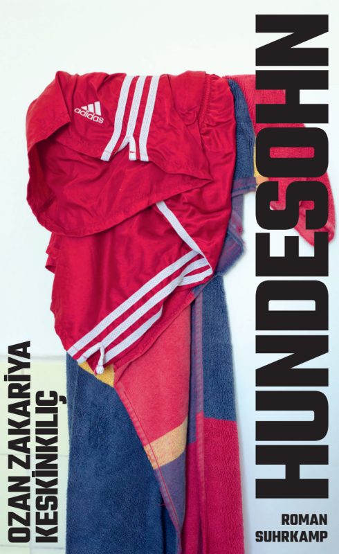 Ozan Zakariya Keskinkılıç: Hundesohn. Suhrkamp Verlag 2025. 219 Seiten. 24,- Euro. Hier bestellen https://www.suhrkamp.de/buch/ozan-zakariya-keskinkilic-hundesohn-t-9783518432549