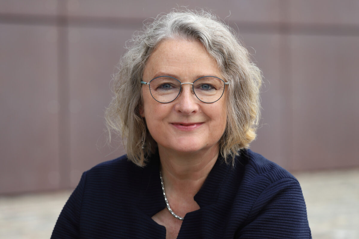 Literaturübersetzerin Larissa Bender | Foto: Nina Schöner