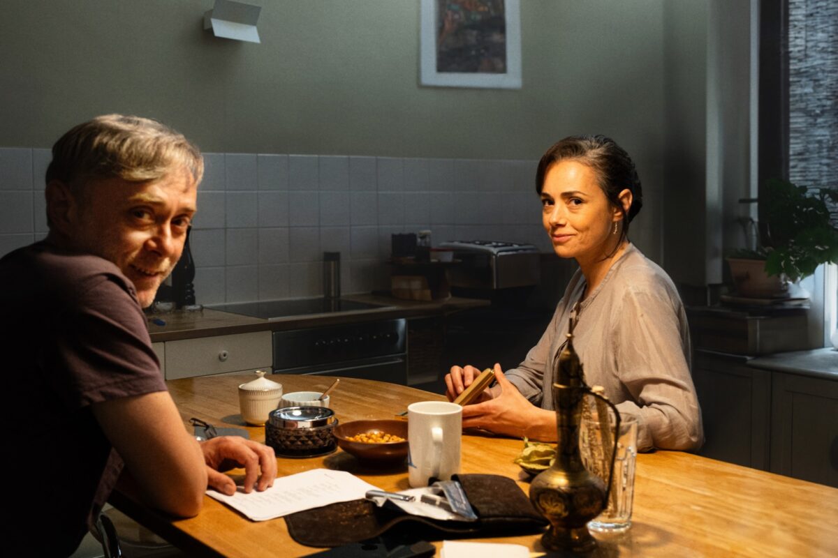 Tansu Biçer, Özgü Namal in »Gelbe Briefe« von İlker Çatak | © Ella Knorz_ifProductions_Alamode Film