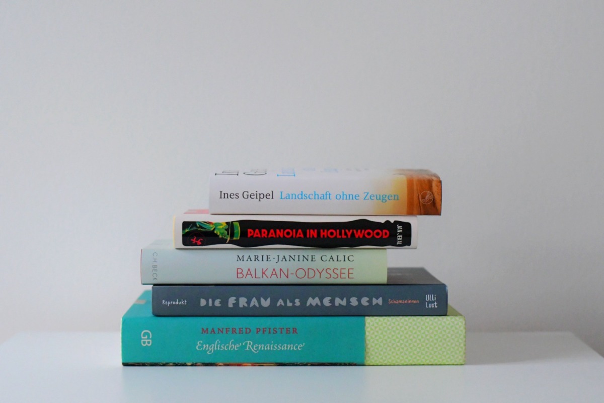 Die fünf für den Preis der Leipziger Buchmesse nominierten Sachbücher von Marie-Janine Calic, Ines Geipel, Jan Jekal, Ulli Lust und Manfred Pfister | © Thomas Hummitzsch